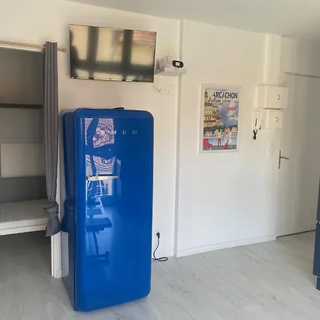 Situation Exceptionnelle Proche Plage, Menage Et Draps Compris * アルカション